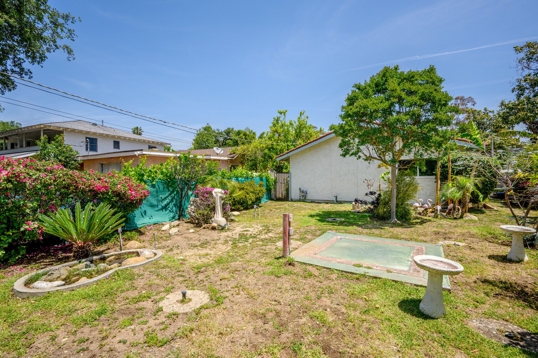 Building Photo - 575 Winona Way