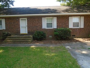 Building Photo - Parkton, NC