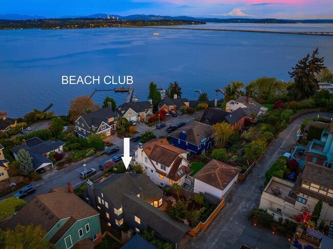 Building Photo - Laurelhurst View Home