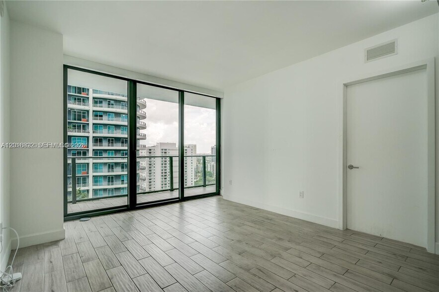 Building Photo - 1300 S Miami Ave