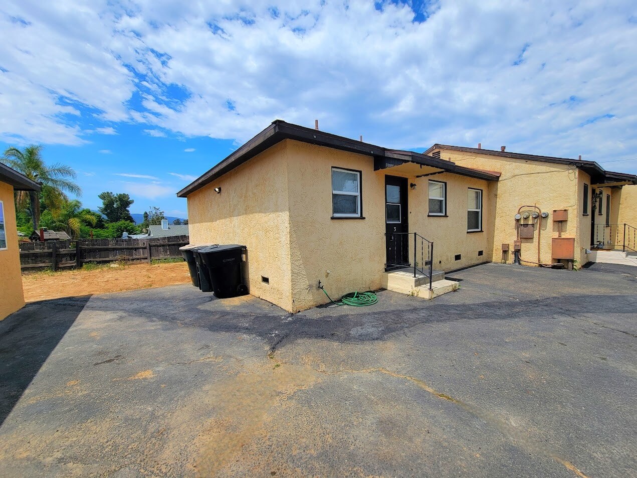 Building Photo - 16911 Glenetta Way