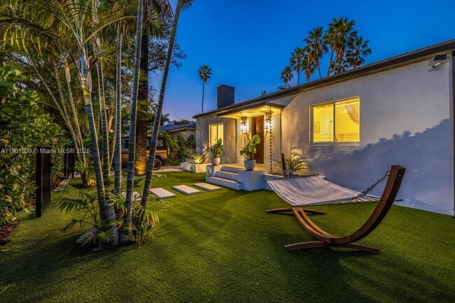 Building Photo - 901 NW 7th Street Rd