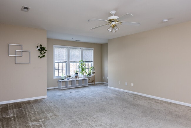 Building Photo - 1801 Trailwood Heights Ln