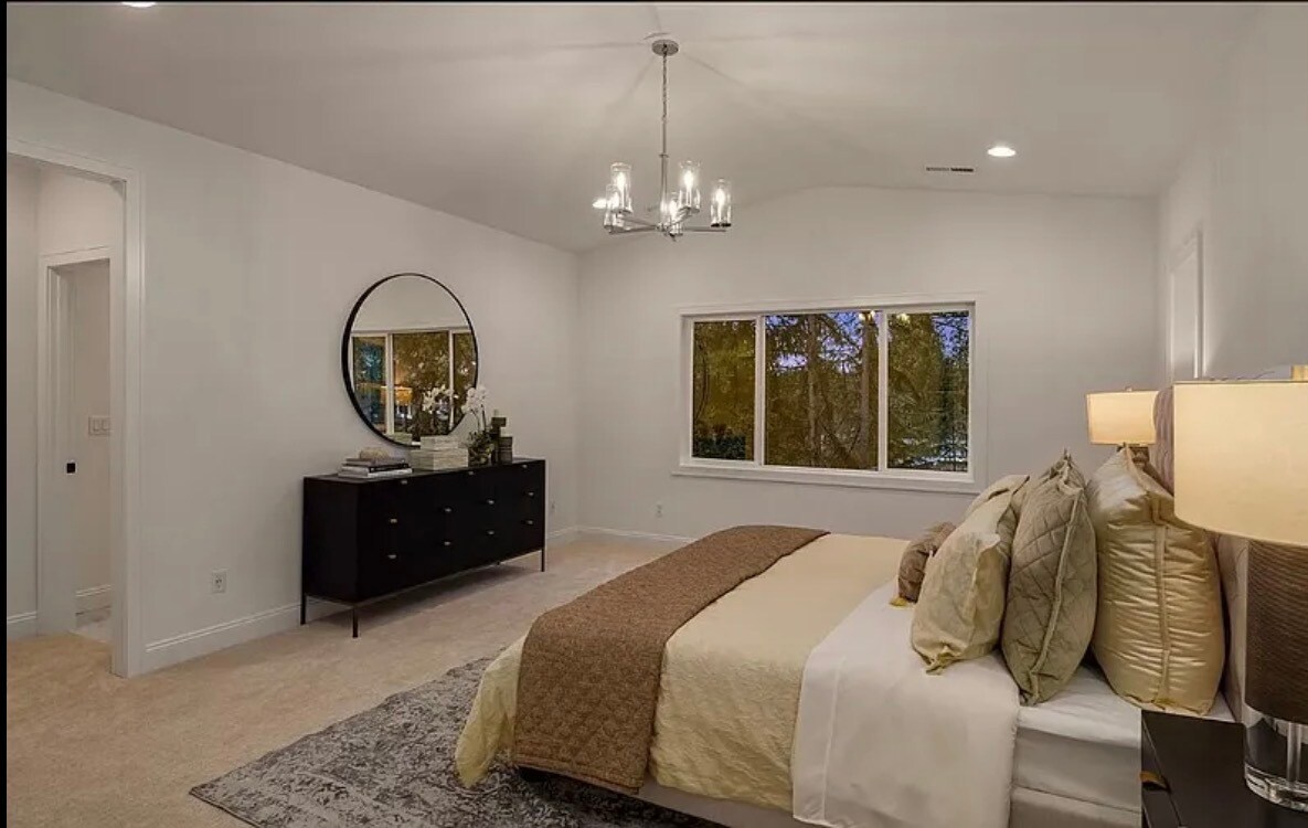 Building Photo - 2480 155th Pl SE