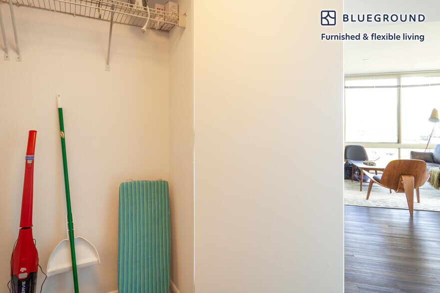 Building Photo - 8421 Broad St