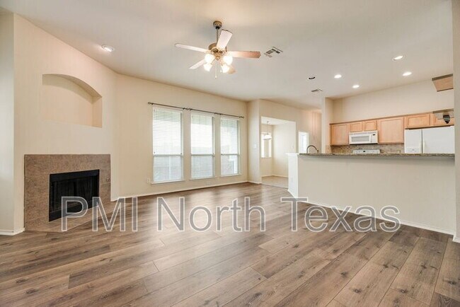 Building Photo - 9705 Meadow Rue Dr
