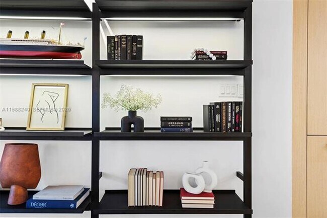 Building Photo - 2301 Collins Ave