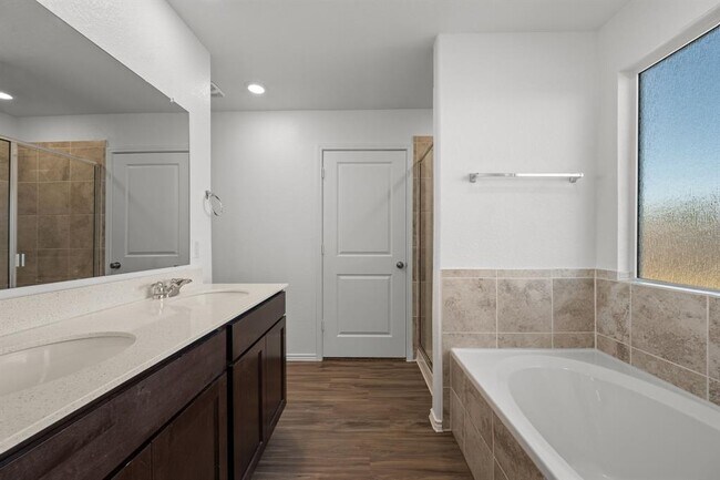 Building Photo - 3206 Dusted Daisey St