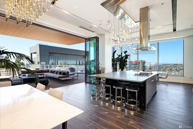 Building Photo - Spacious NW-Facing 1 Bed + Den, 1 Bath Luxury High-Rise Condo in Seattle's Denny Triangle – Nexus