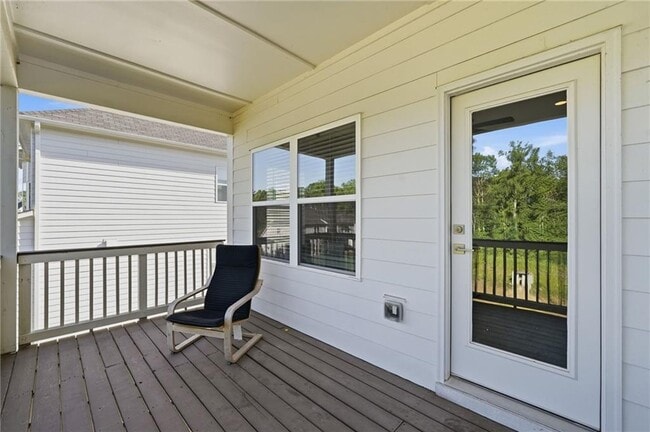 Building Photo - 4440 Kendall Pointe Dr