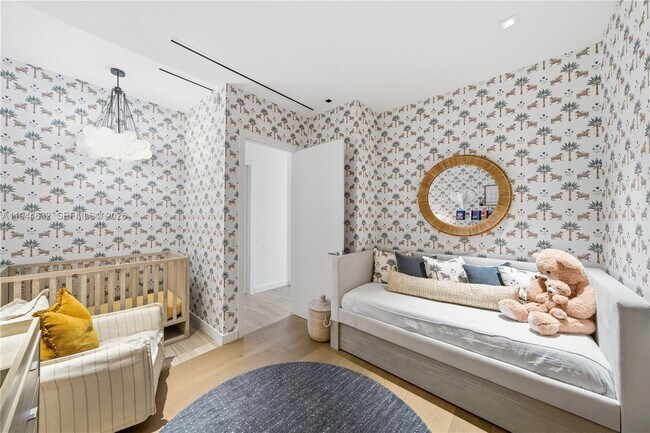 Building Photo - 4701 Meridian Ave