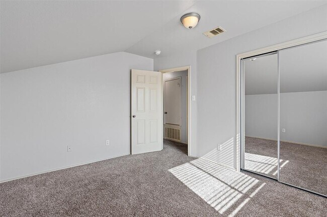 Building Photo - 14813 Falling Stone Ln