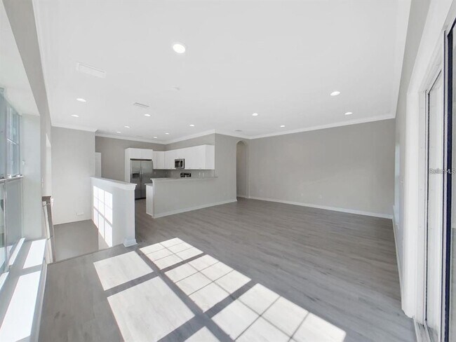 Building Photo - 8303 King Blossom Ct