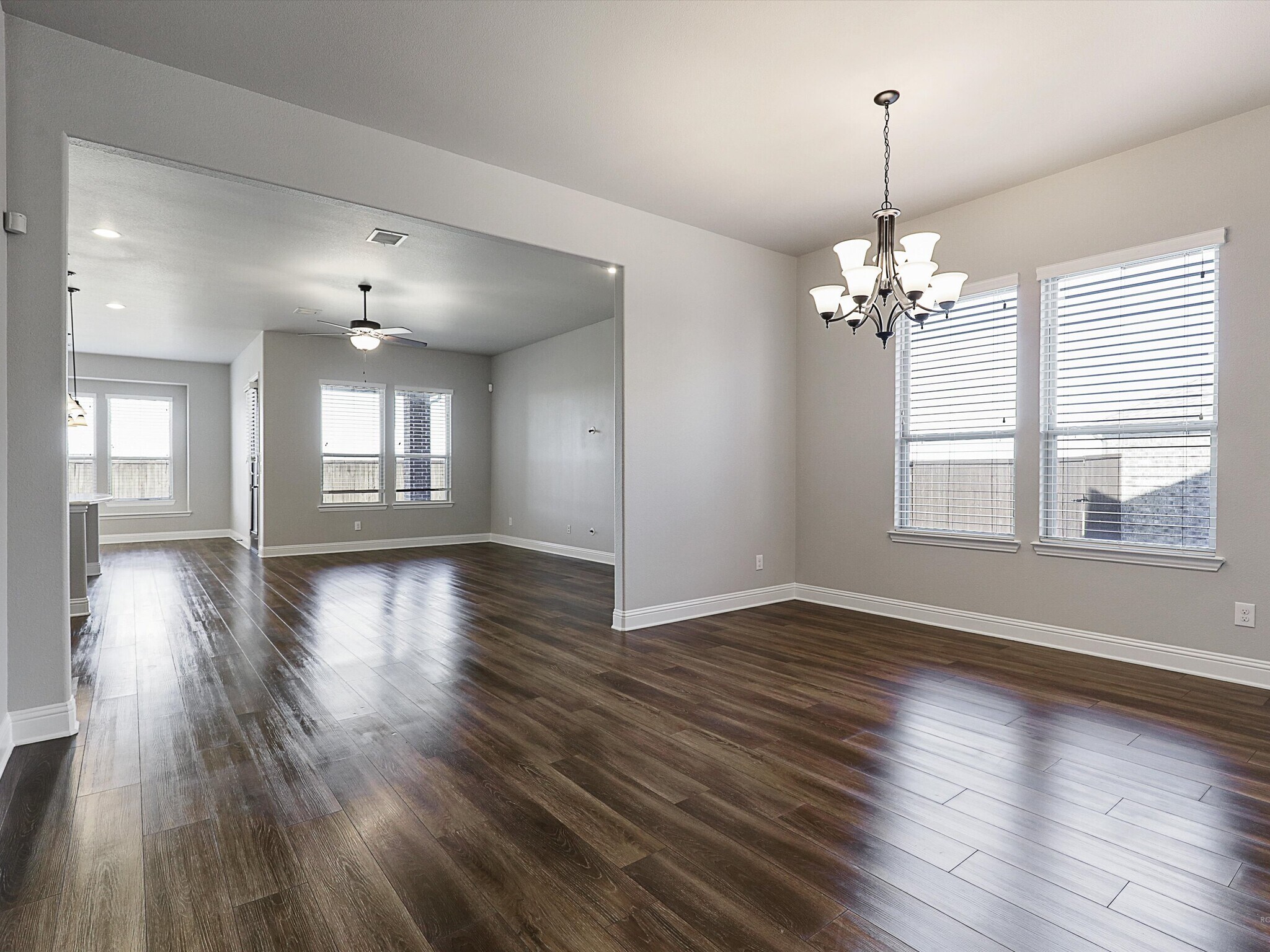 Building Photo - 2618 Thayne Dr