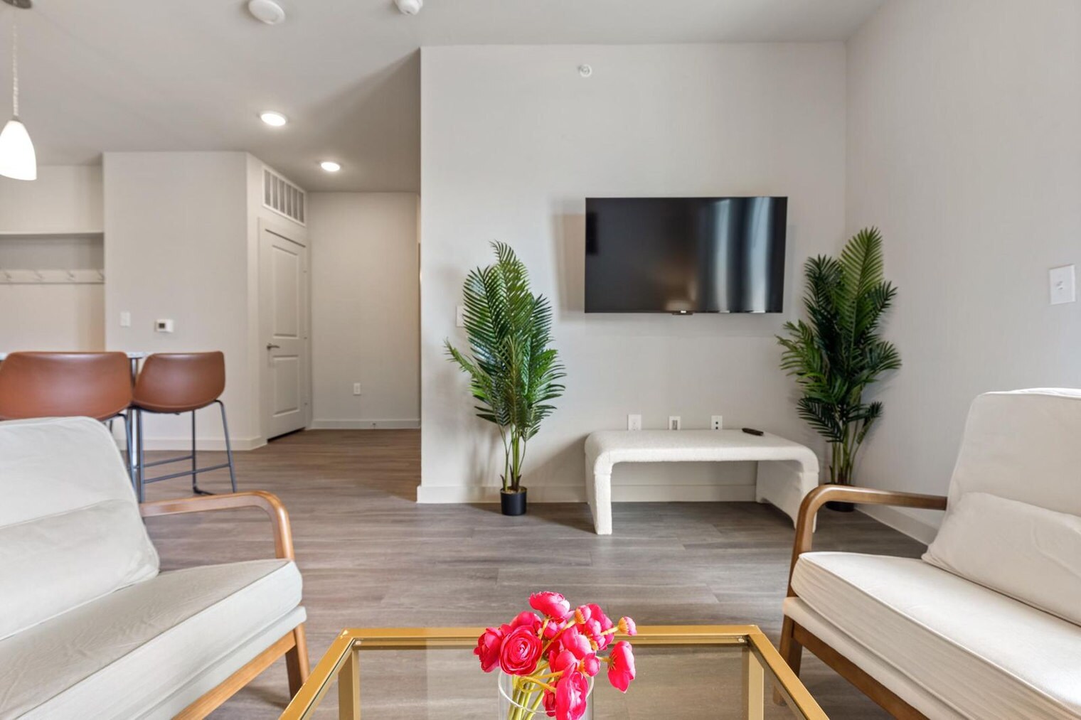 Building Photo - 5820 1/2 Cameron Rd