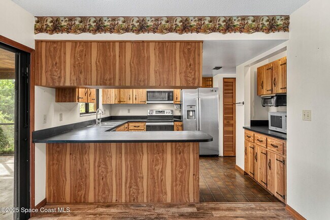 Building Photo - 1387 Gleneagles Ct