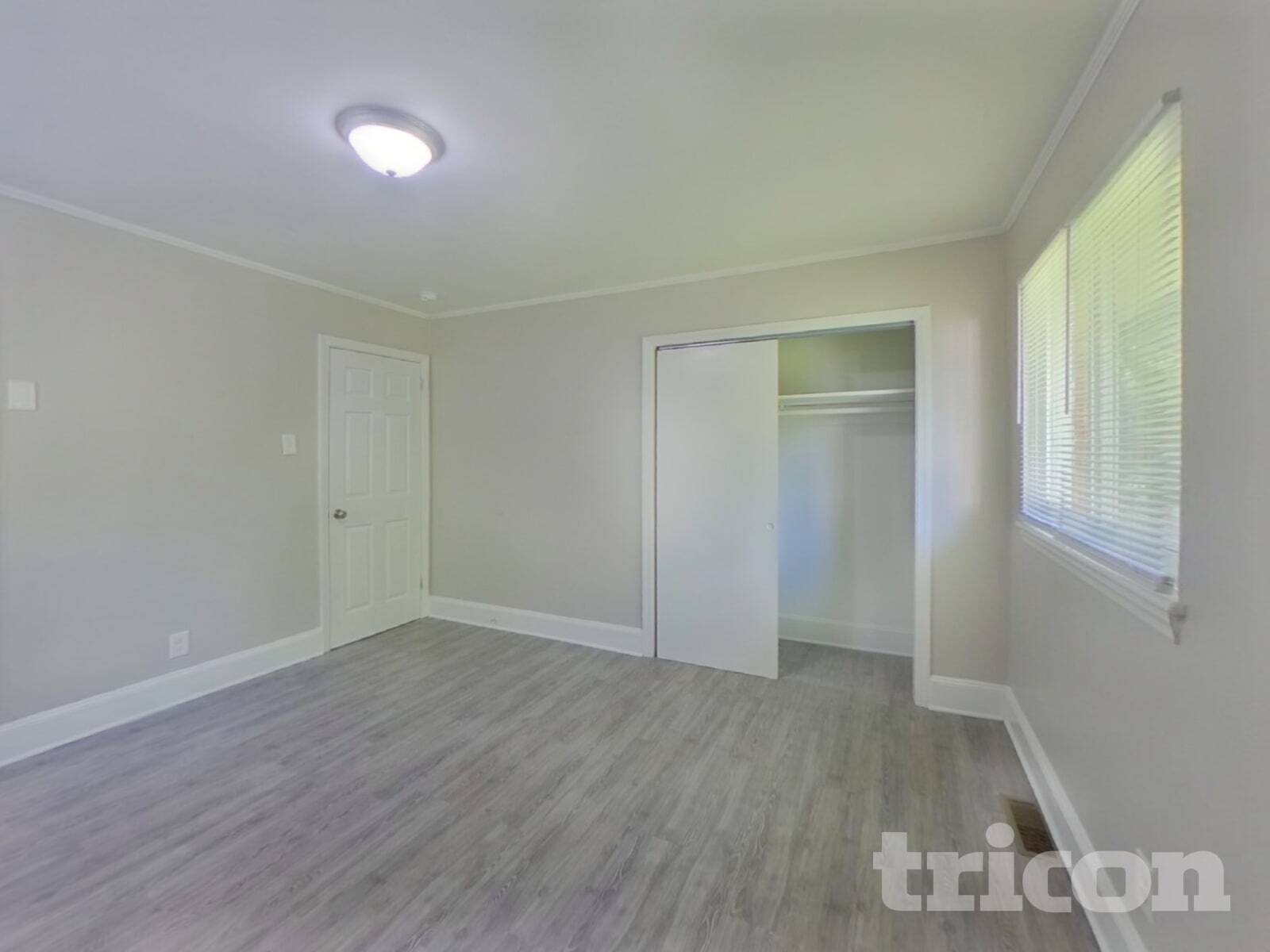 Building Photo - 5530 Wedgewood Dr