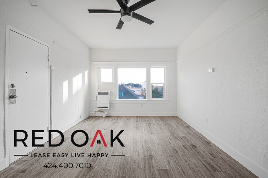 Building Photo - 2255 W 14th St