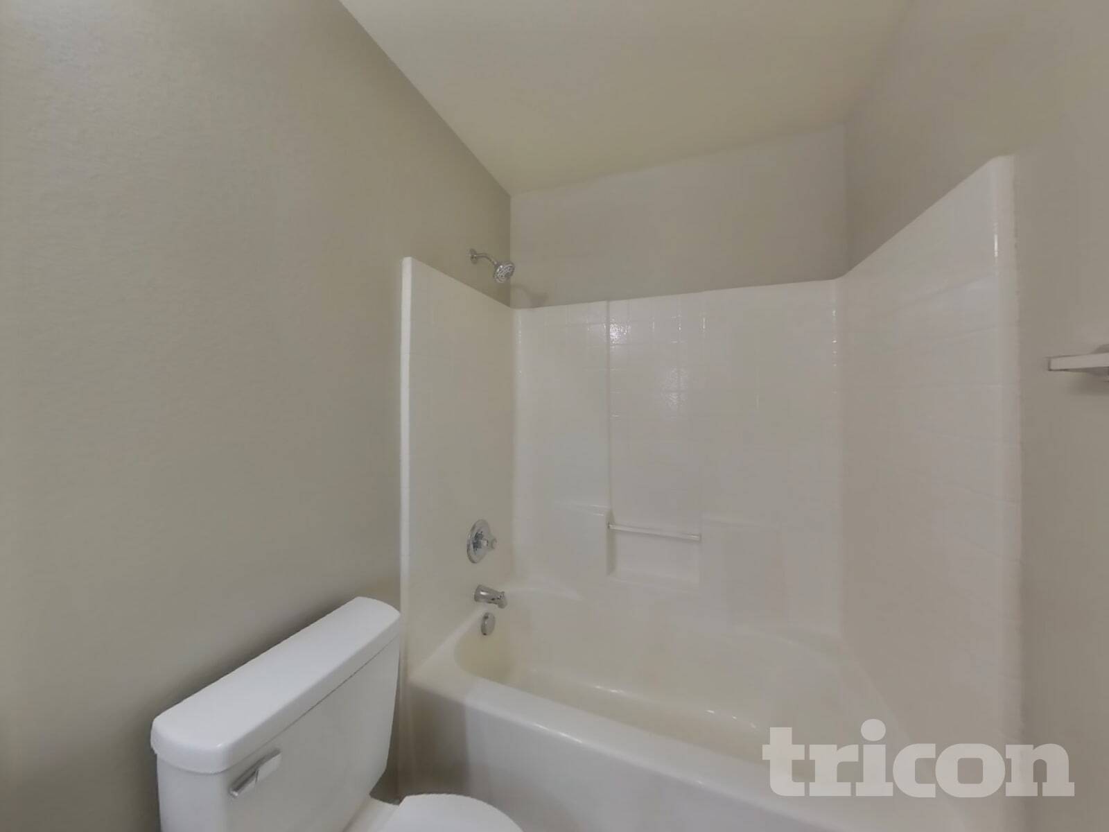 Building Photo - 977 Medina De Leon Ave