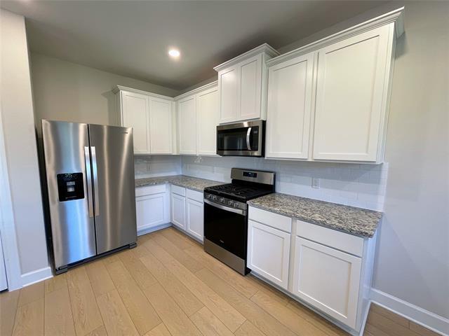 Building Photo - 1414 Windermere Wy