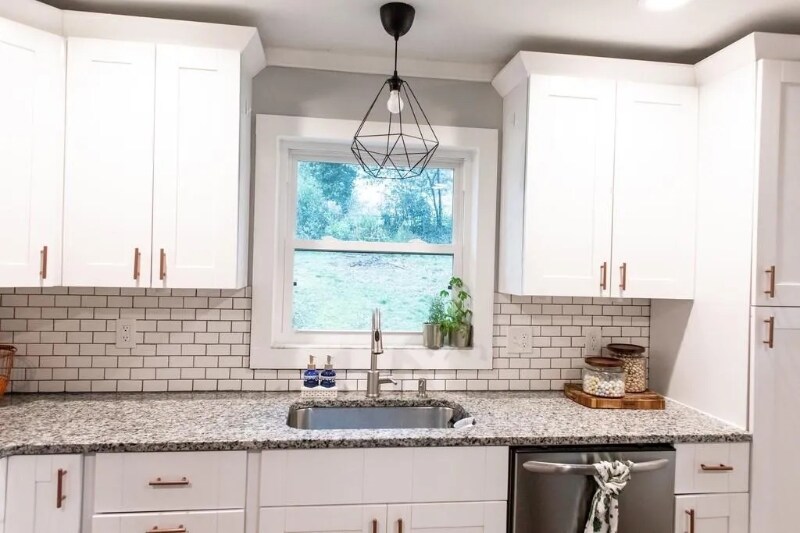 Building Photo - 831 Parkway Dr