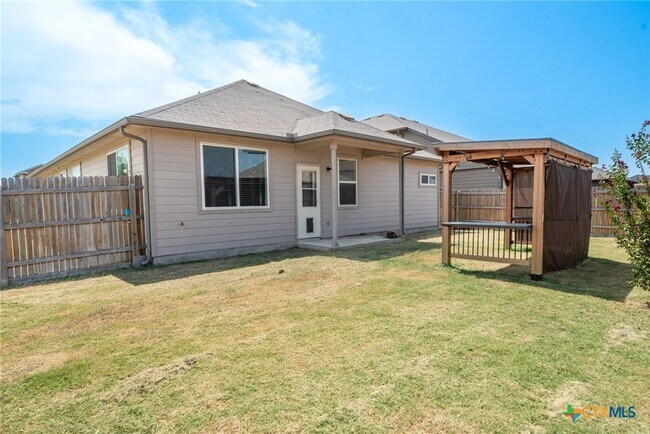 Building Photo - 481 Centinela St
