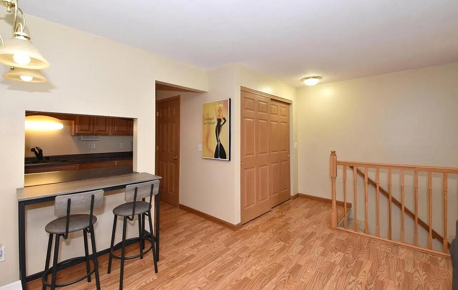 Building Photo - N114W17033 Armada Dr