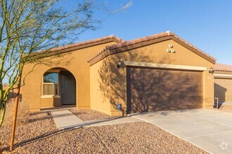 Building Photo - 3 bedroom 2 bath home in McCartney Center