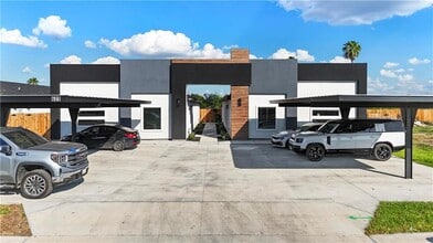 Building Photo - 10 Buccaneer Dr
