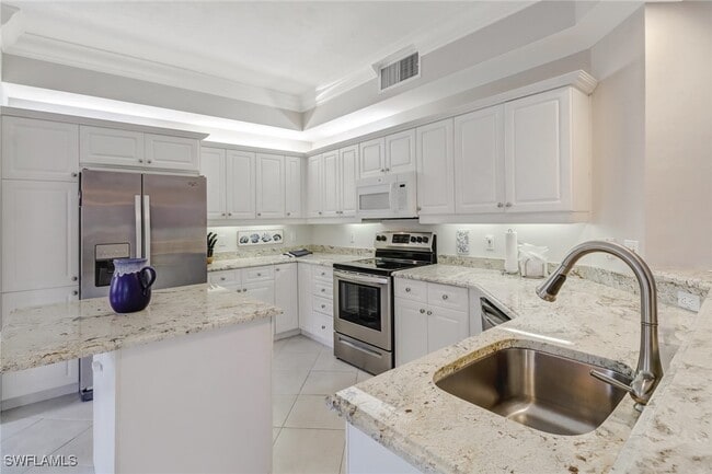 Building Photo - 450 Bayfront Pl