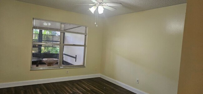 Building Photo - Beautiful Villa in Kissimmee