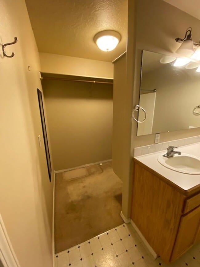 Building Photo - Single Story home in Central Boise available in July 2026!