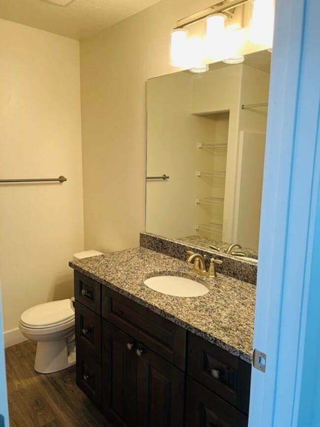 Building Photo - Beautiful 2018 townhome with 2 car garage and tall ceilings.