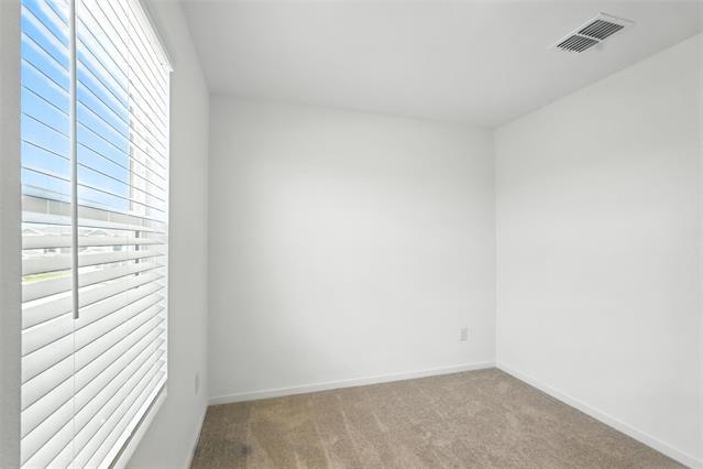 Building Photo - 926 Woodstork Wy