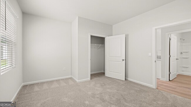 Building Photo - 102 Glenrise Dr