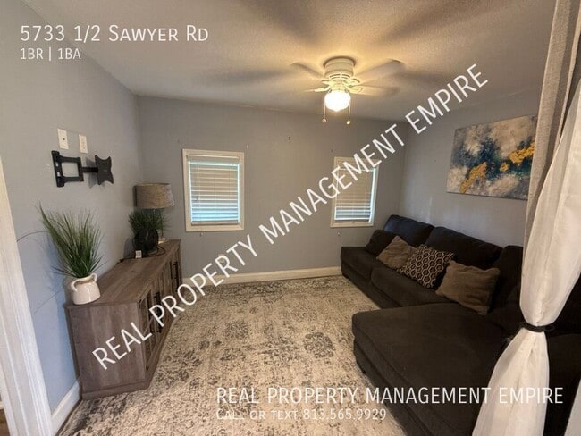 Building Photo - 5733 1/2 Sawyer Rd-