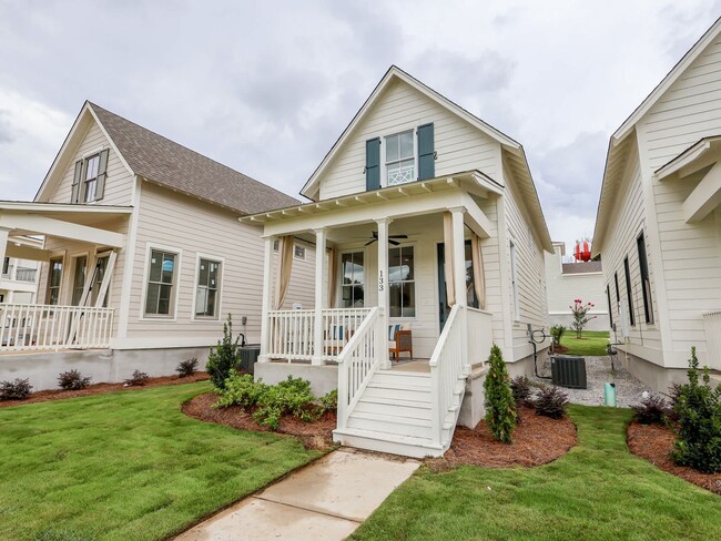 Building Photo - Great townhome in the Lamar in Oxford