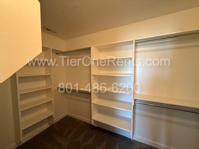 Building Photo - NO deposit option available for qualified ...