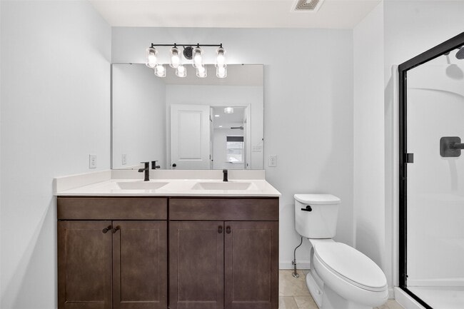 Building Photo - 203 Homestretch Ln