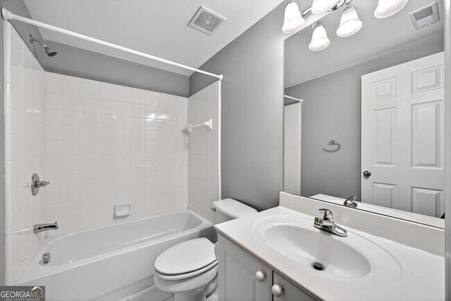 Building Photo - 1222 Creekside Pl SE