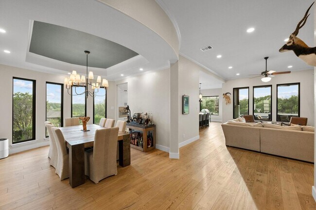 Building Photo - 4518 Diamante Dr