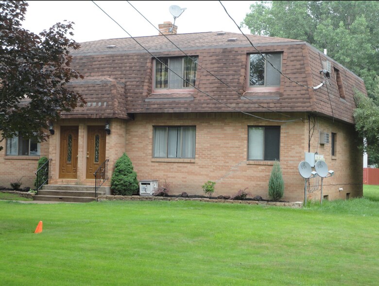 Exterior - 169 Jefferson Ave