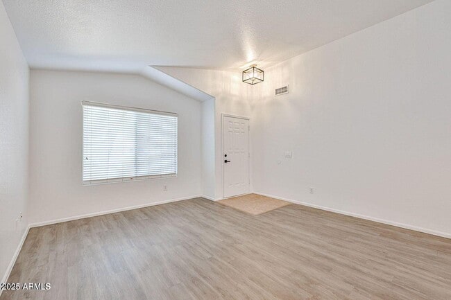 Building Photo - 2411 W Oberlin Way