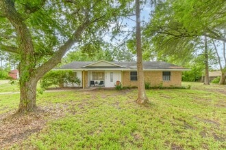 Building Photo - 5101 County Rd 138C