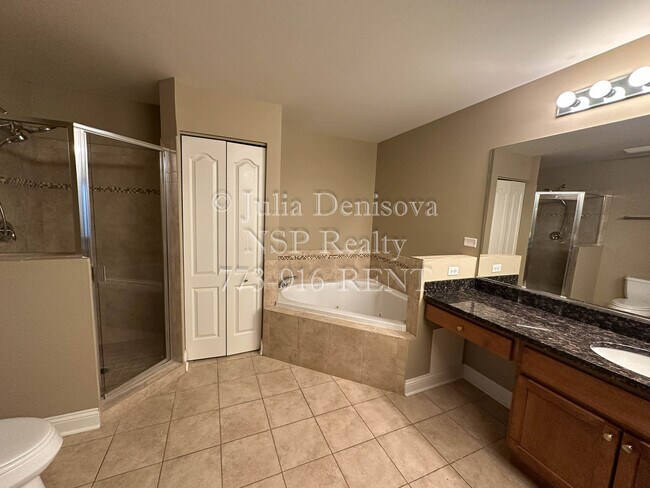 Building Photo - 1 Itasca Pl