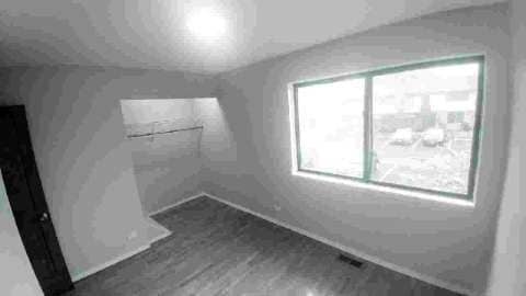 Building Photo - 2 Tower Ct