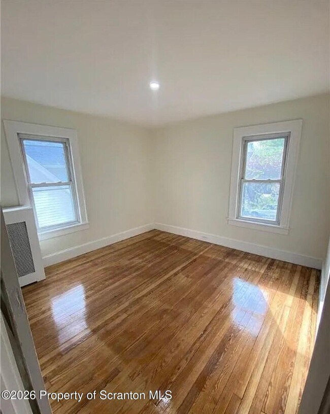 Building Photo - 24 Stafford Ave