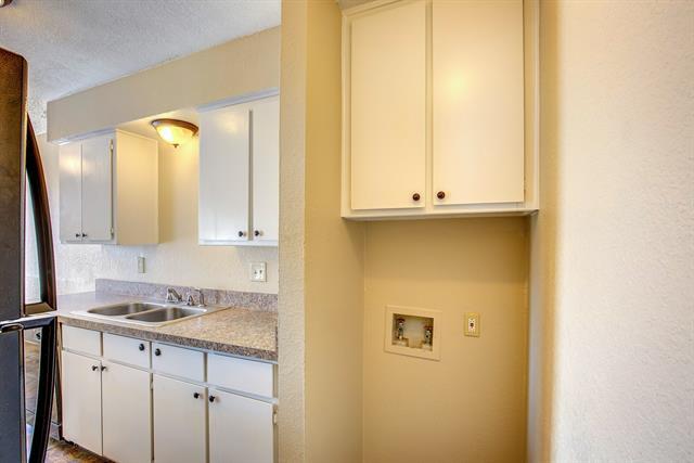 Building Photo - 5113 Herrick Ct