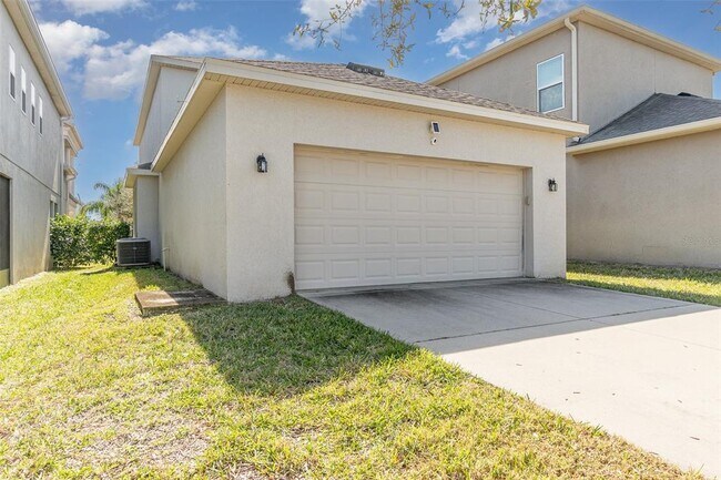 Building Photo - 14437 Brushwood Way