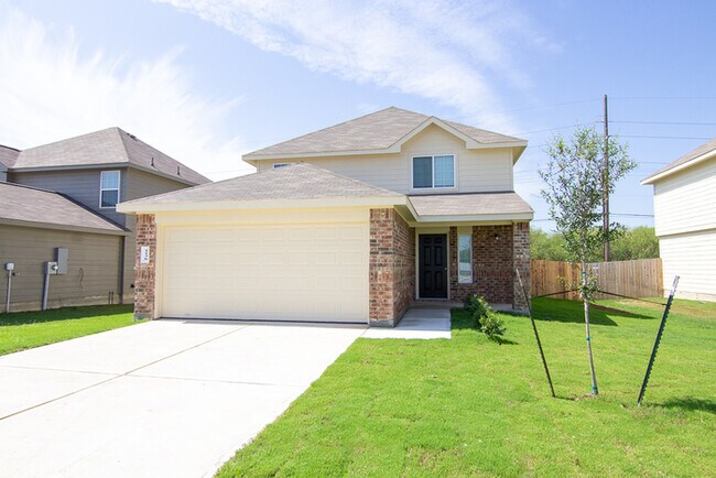 Primary Photo - Leonard Crossing - 1136 Crossing Drive, Br...